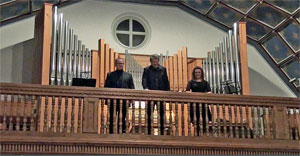Musiker, von Links, nach rechts: Adrian Eugster - Trompete, Kaspar Wagner - Orgel, Samantha Herzog - Sopran